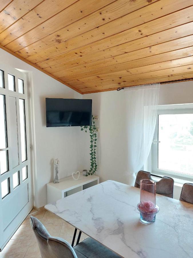 Apartmani Mare 시베니크 외부 사진